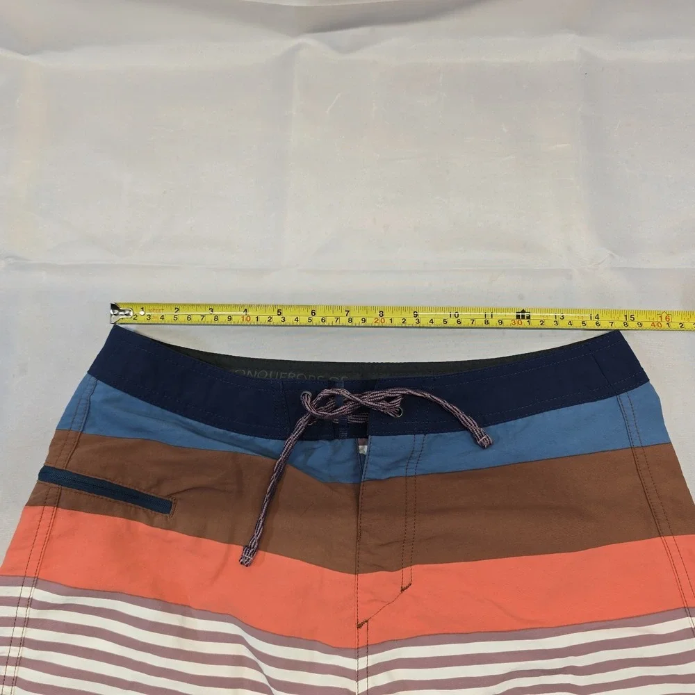 Patagonia Wavefarer Boardshorts Mens 30x8 Multicolor Stripes Beach‎ Outdoor